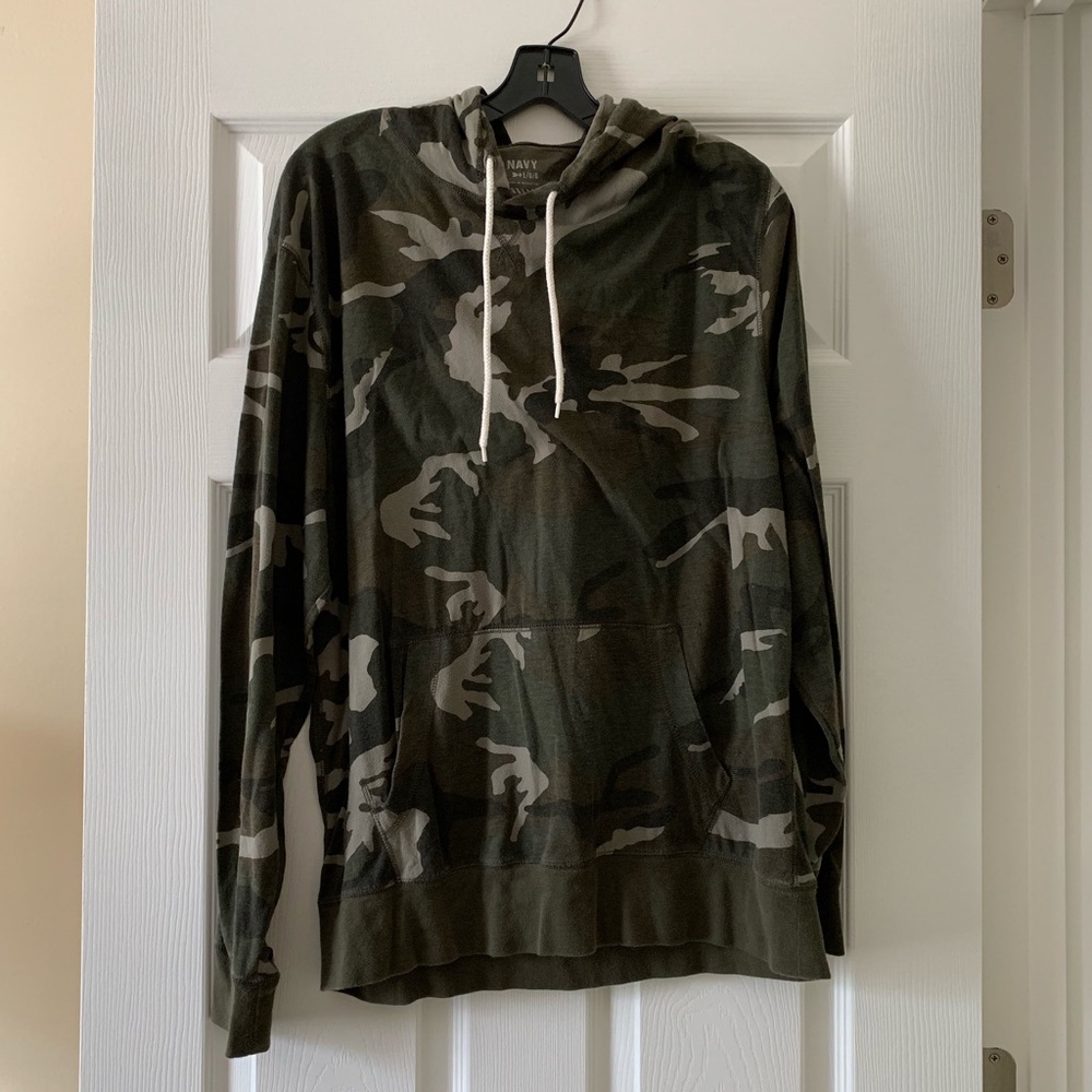 Camo lightweight pullover